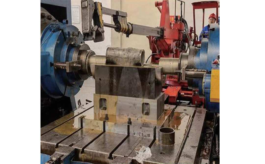 45 °Seamless Diagonal Tee Research and Development