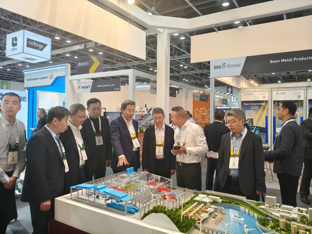 1764641328652472.jpg 1764641328652472.jpg